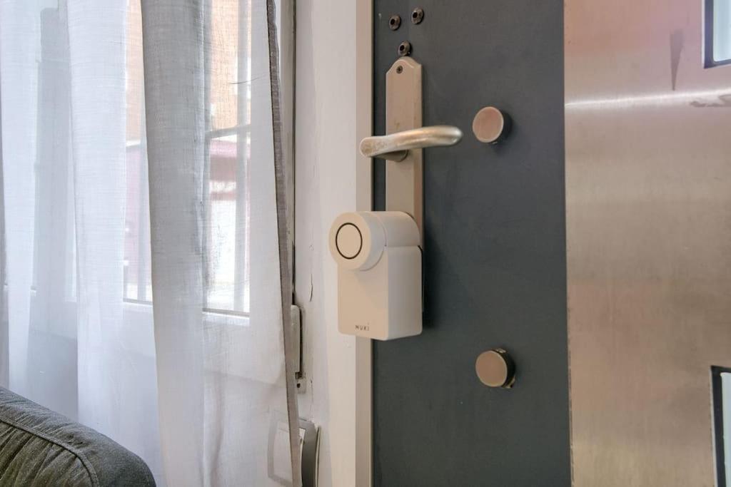 Cozy Getaway In Madrid Apartment Екстериор снимка